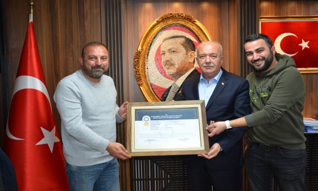 Dursunbey OSB’de İkinci Fabrika İşyeri Açma ve Çalışma Ruhsatını Aldı